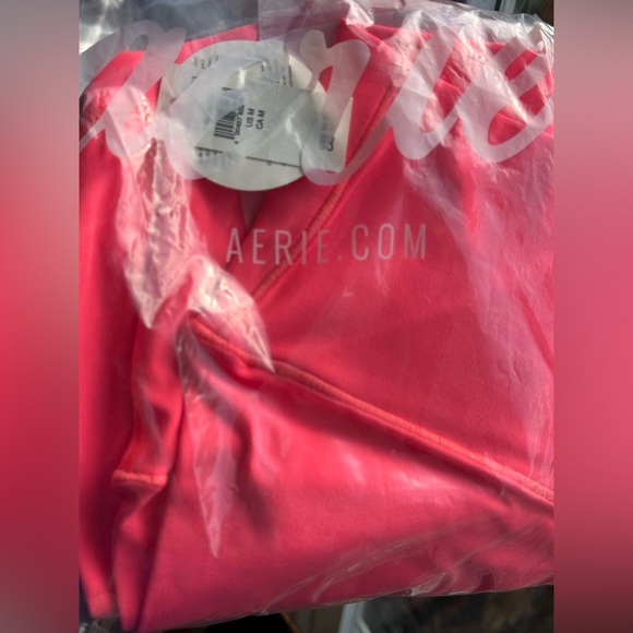 NWT(packaged)aerie OFFLINE Real Me Crossover Bike Shorts 5” Inseam - Picture 3 of 4